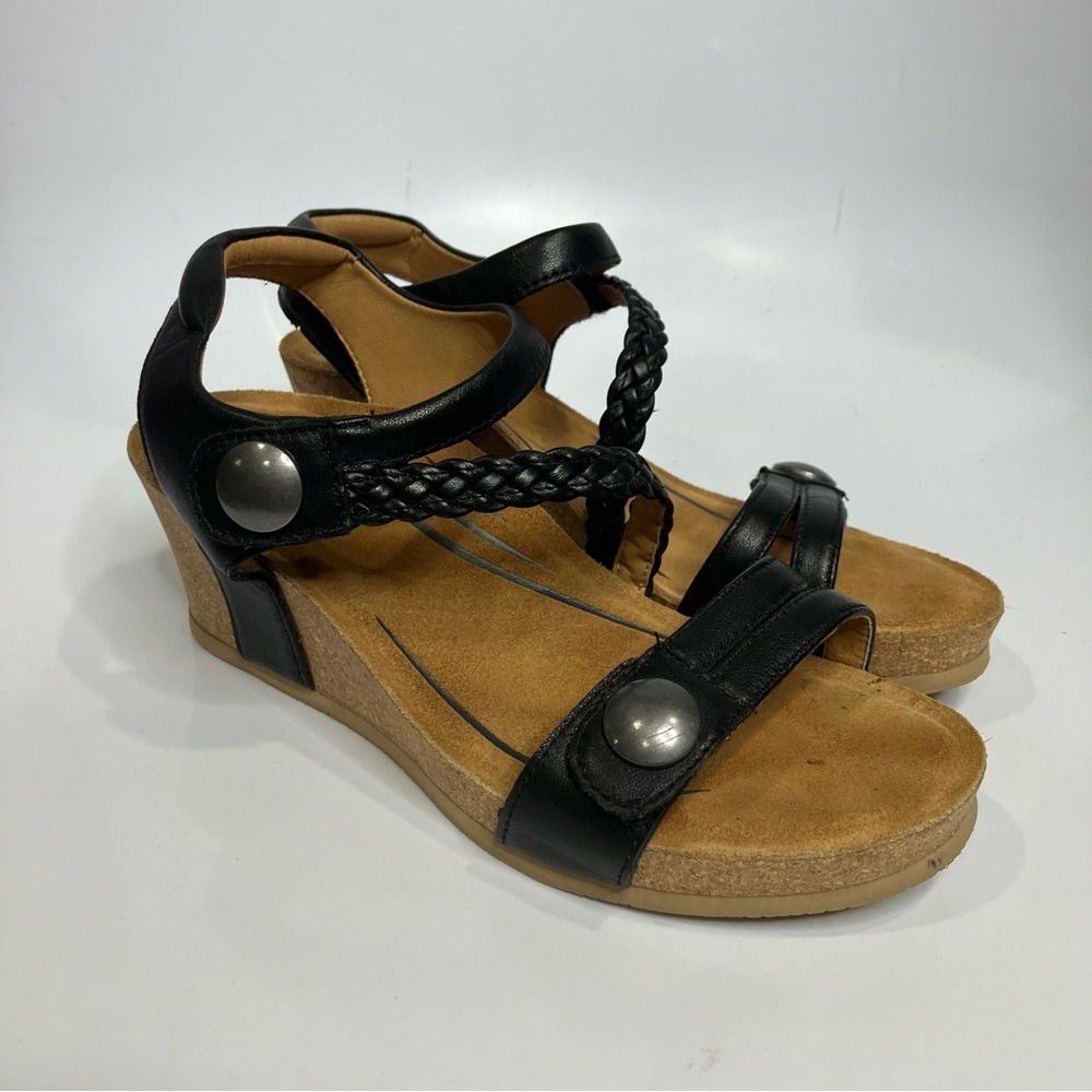 Aetrex Avril quarter strap wedge sandals black braided leather women's size 8.5 - Picture 2 of 9